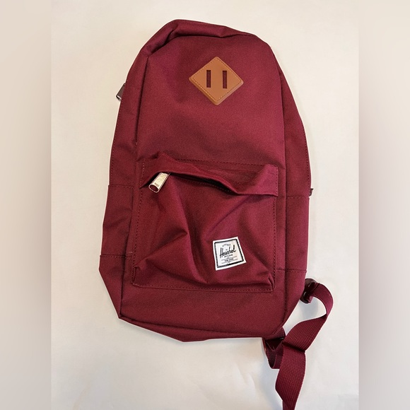 NWOT Hershel Heritage Shoulder Bag | Maroon - Picture 7 of 9